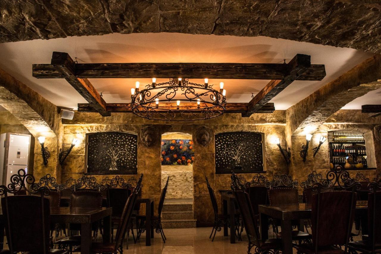 Bg Palace Hotel Тбилиси Екстериор снимка